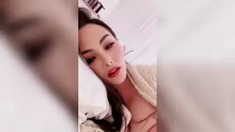 Yasmi Pajyi Yang caressing and squeezing her breasts