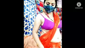 Butyful indian bhabhi show his undergarments and alluring figure