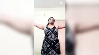 Desi Marathi aunty Sex dance on the online cam