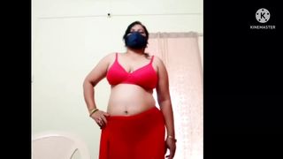 Desi Indian aunty nude tape show