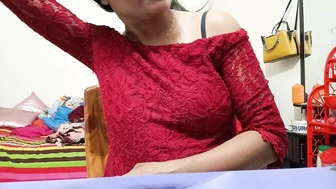 Desi horny bhabhi wants a gigantic wang for fuck her twat