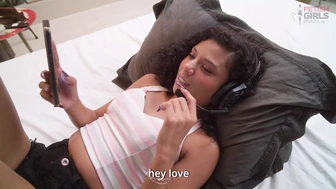 Fresh Lady Showing Her Cunt and Seducing Older Guys on the Internet