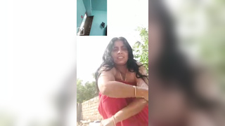 Village aunty outdoor tape call fingering with here bf