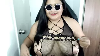 Stunning boobs of a XL chick
